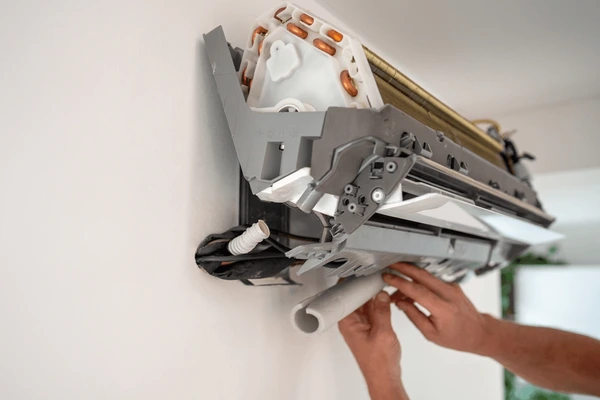 AC Maintenance Islamabad 5 Preventing AC wall leaks Islamabad